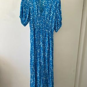Beautiful blue Zara long dress, perfect for the summer! Size XS